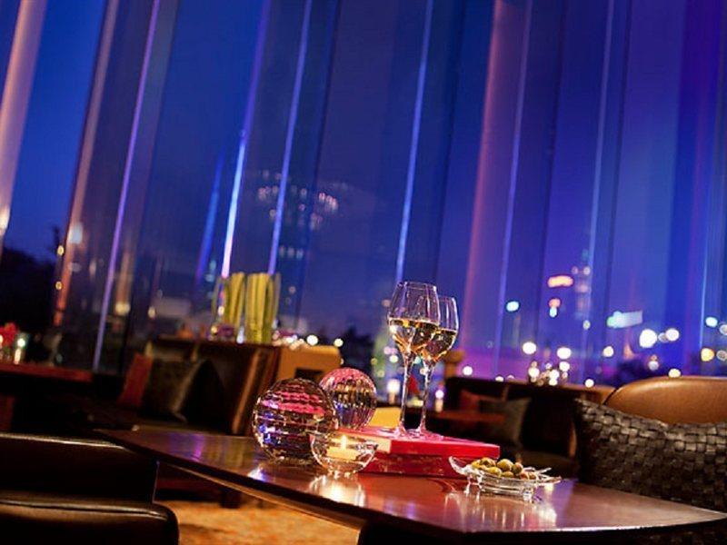 Hotel Renaissance Harbour View 5*
